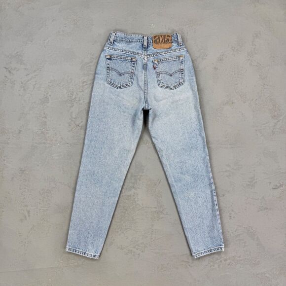 Vintage 1994 Levi's 521 Tapered Fit Red Tab Jeans MADE IN USA Fit 24 x 27 - Picture 6 of 8